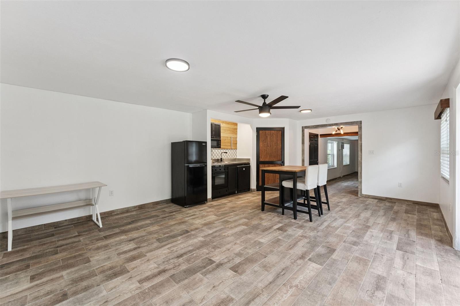 LAKE JESSAMINE - Residential