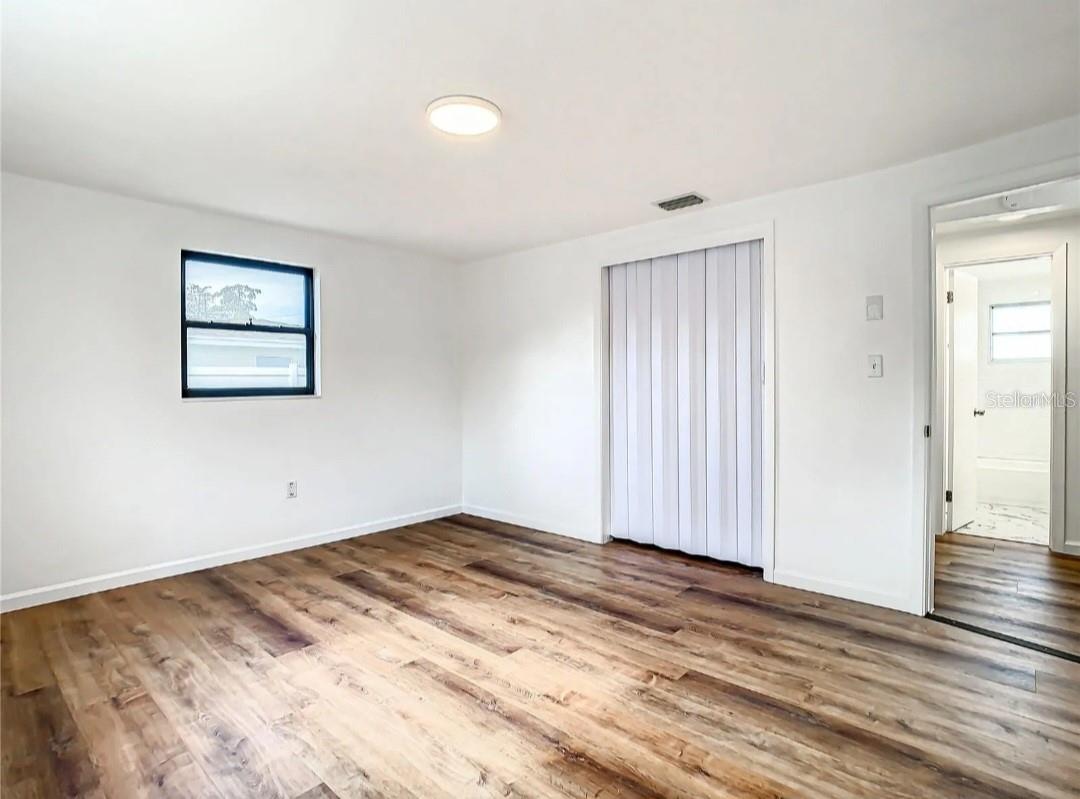 CREST RIDGE GARDENS - Residential