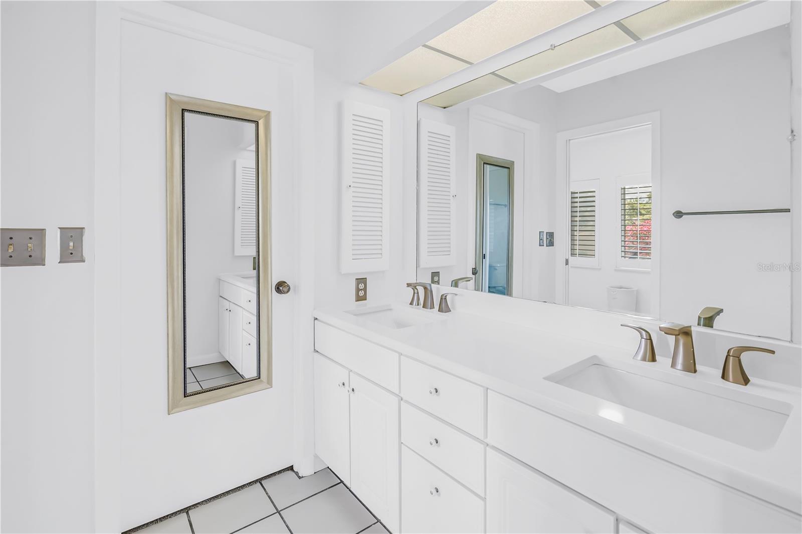 RANDOLPH FARMS CONDO - Residential