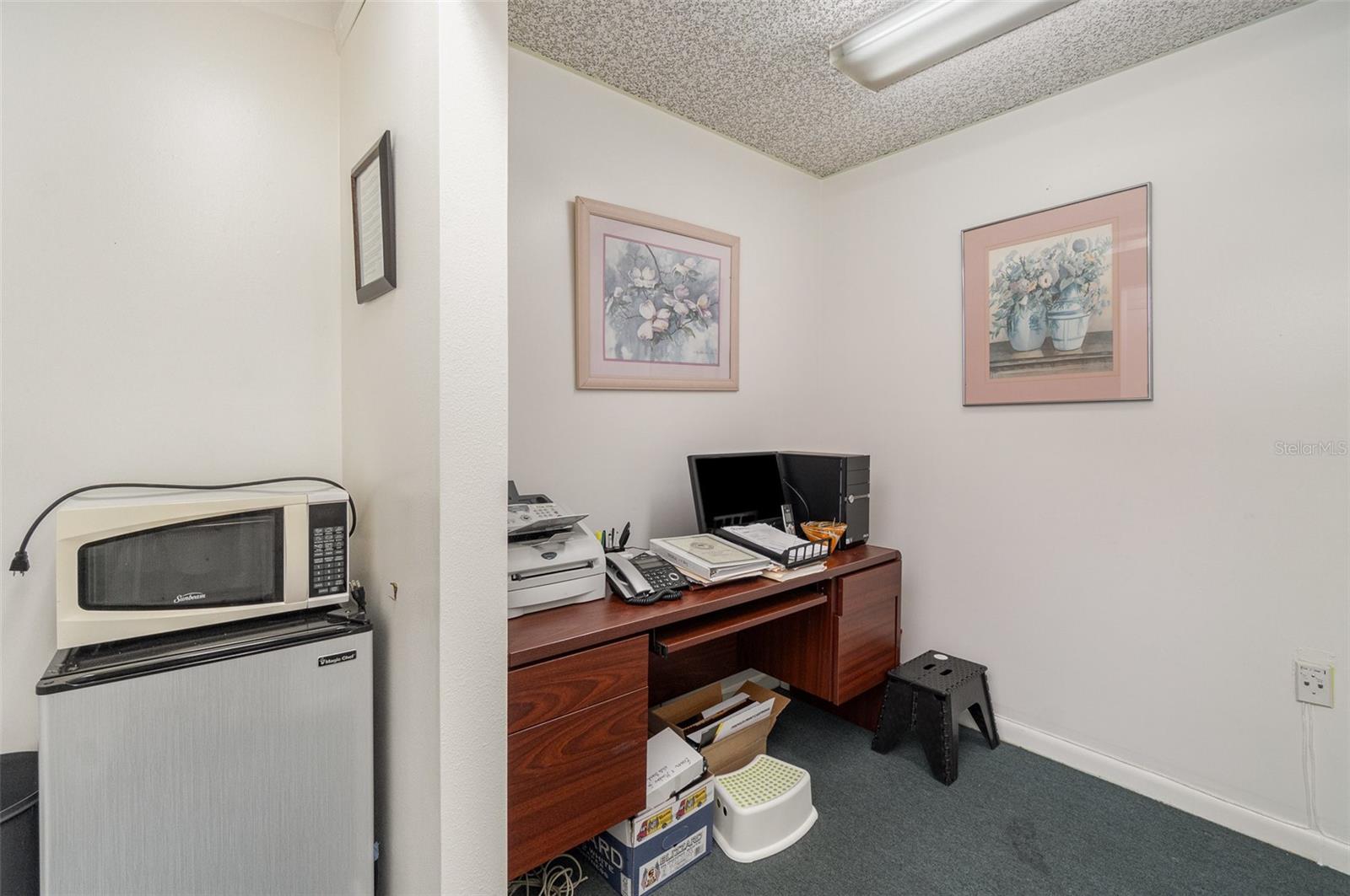 SILVER STAR TERRACE - Commercial Lease
