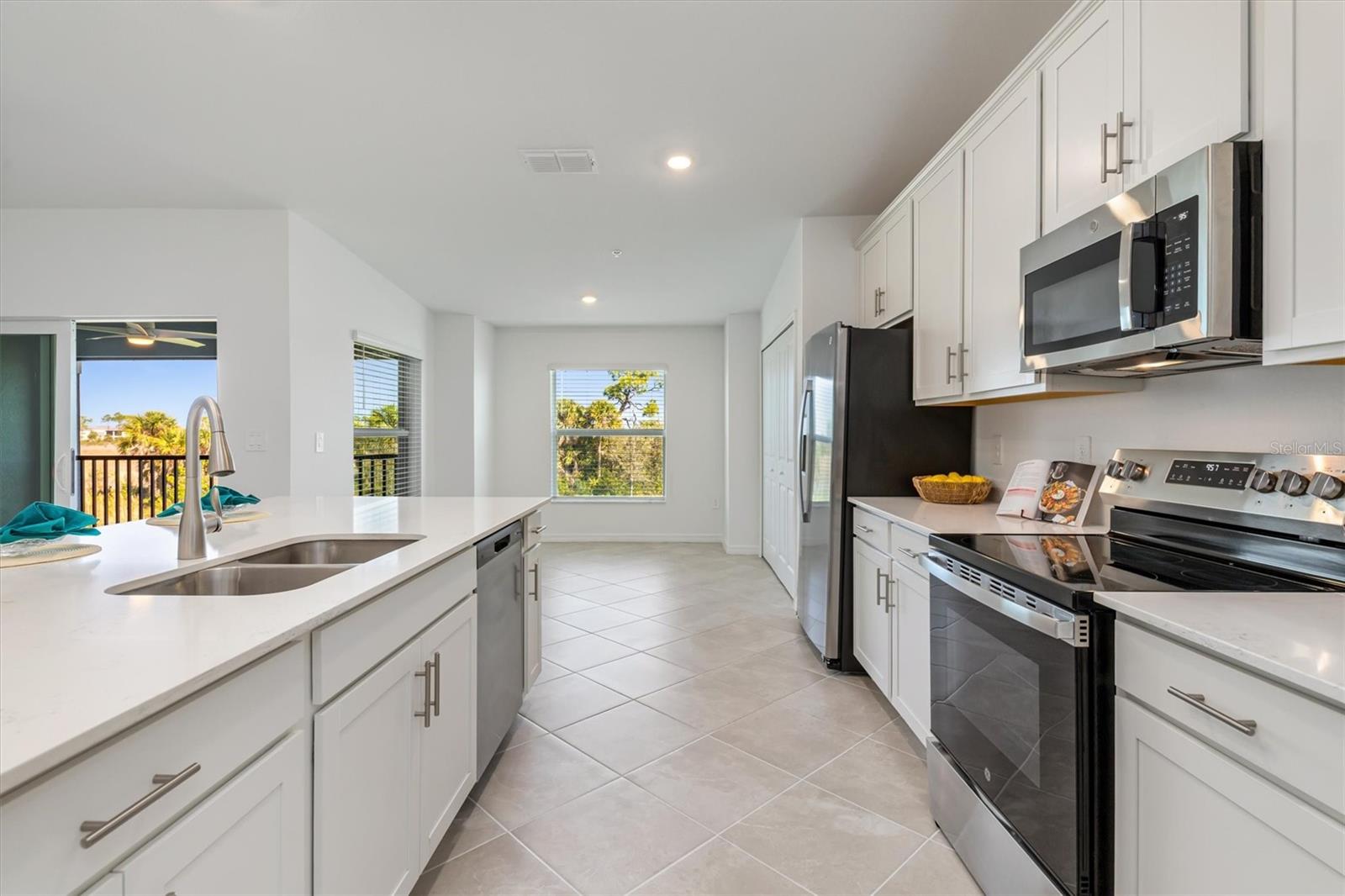 WELLEN PARK GOLF & COUNTRY CLUB - Residential