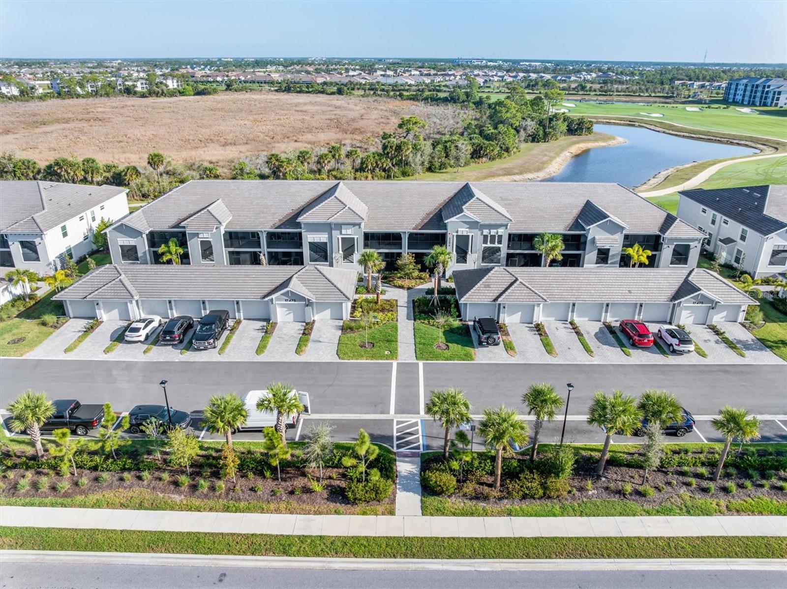 WELLEN PARK GOLF & COUNTRY CLUB - Residential