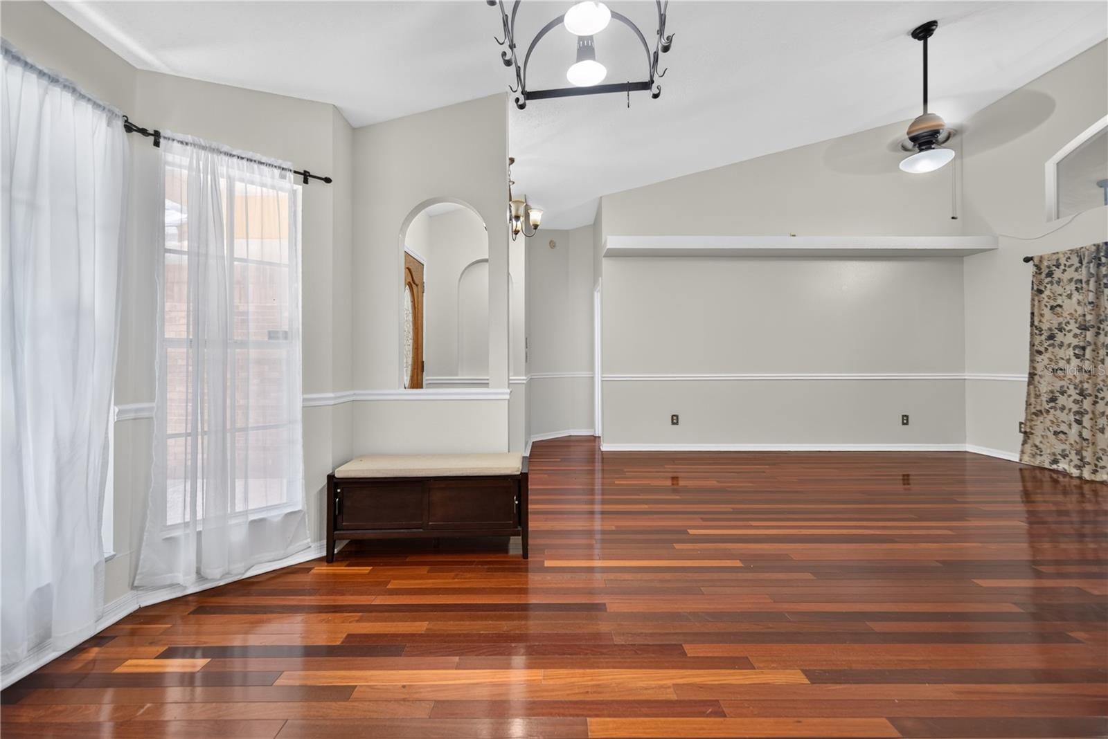 PEMBROOKE - Residential