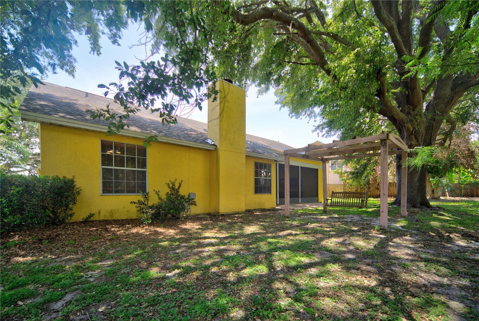 PEMBROOKE - Residential