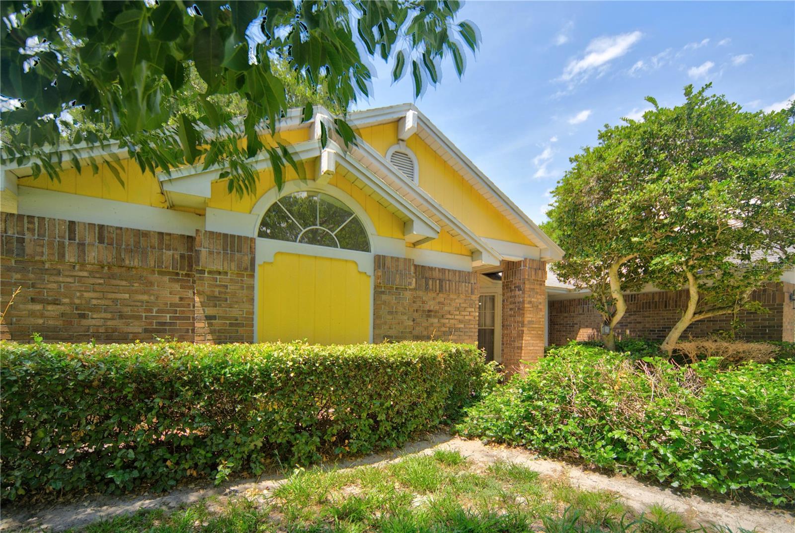 PEMBROOKE - Residential