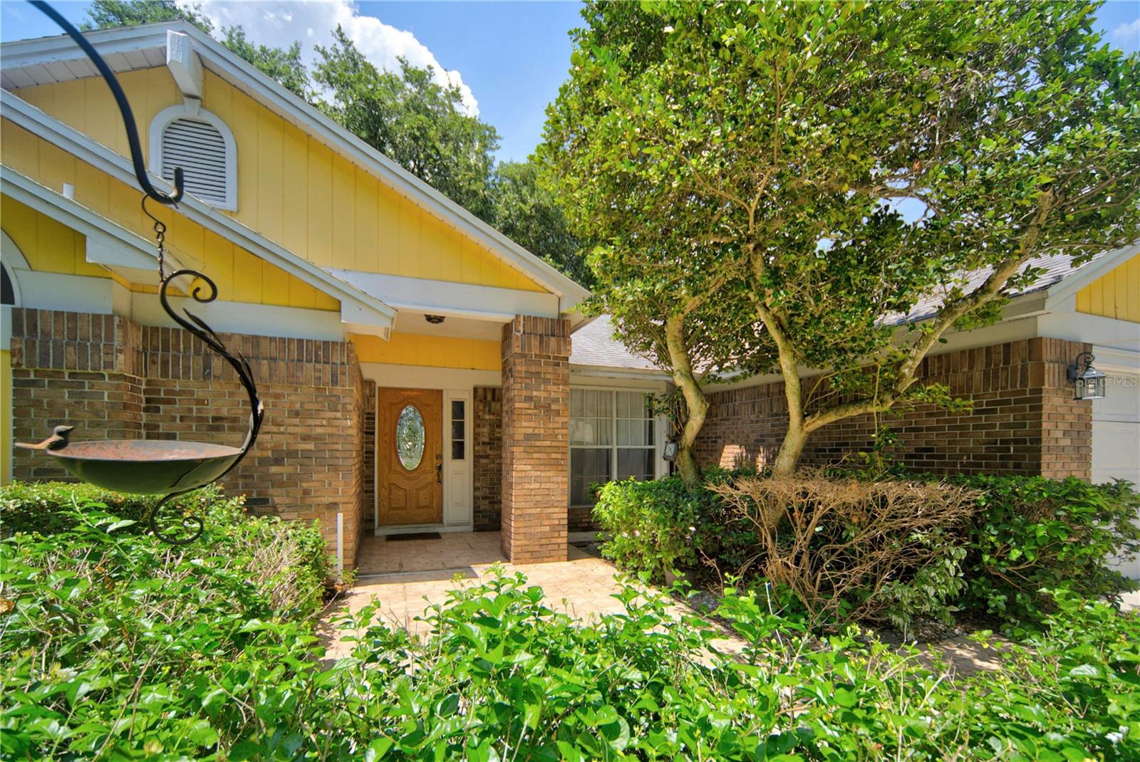 PEMBROOKE - Residential