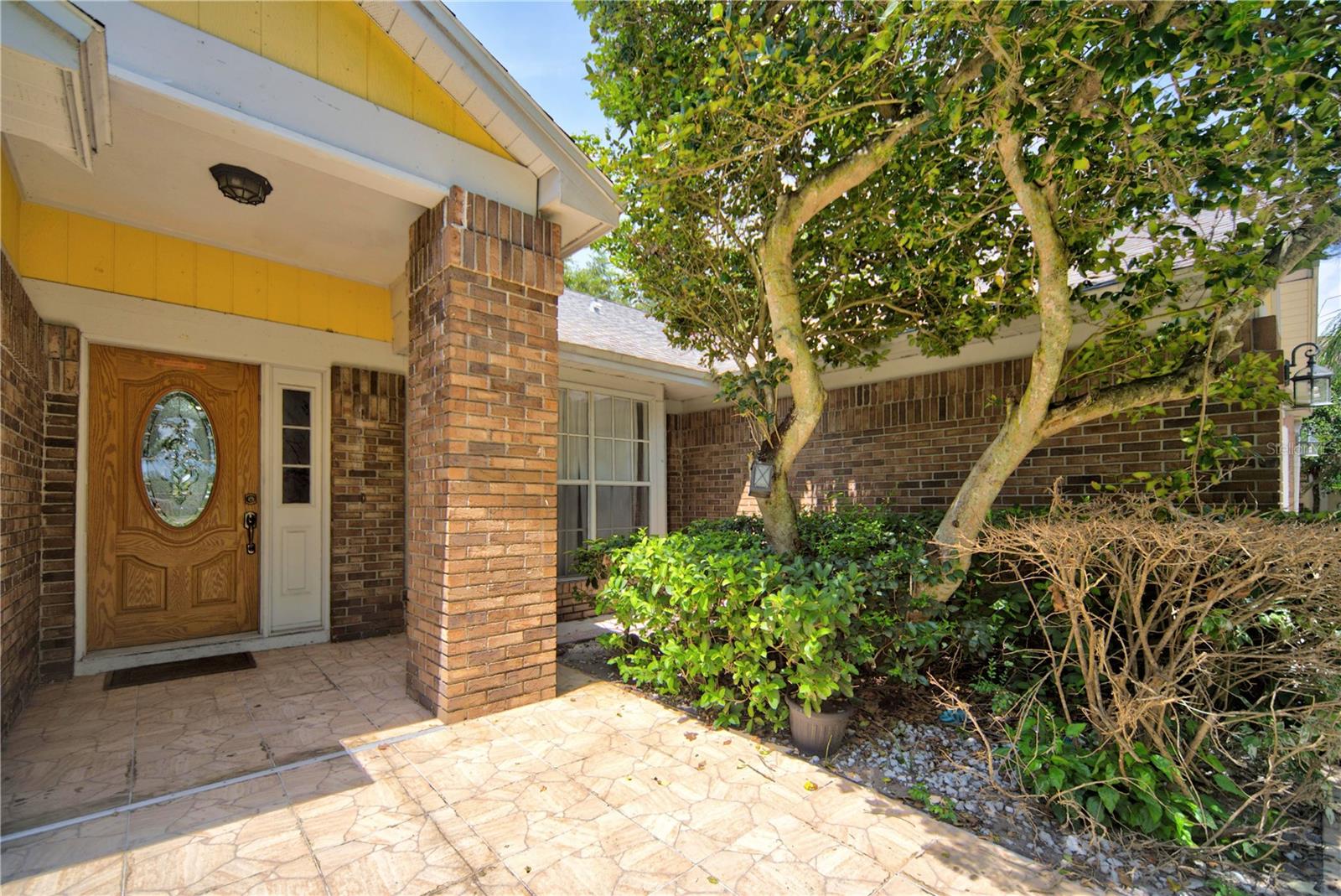 PEMBROOKE - Residential