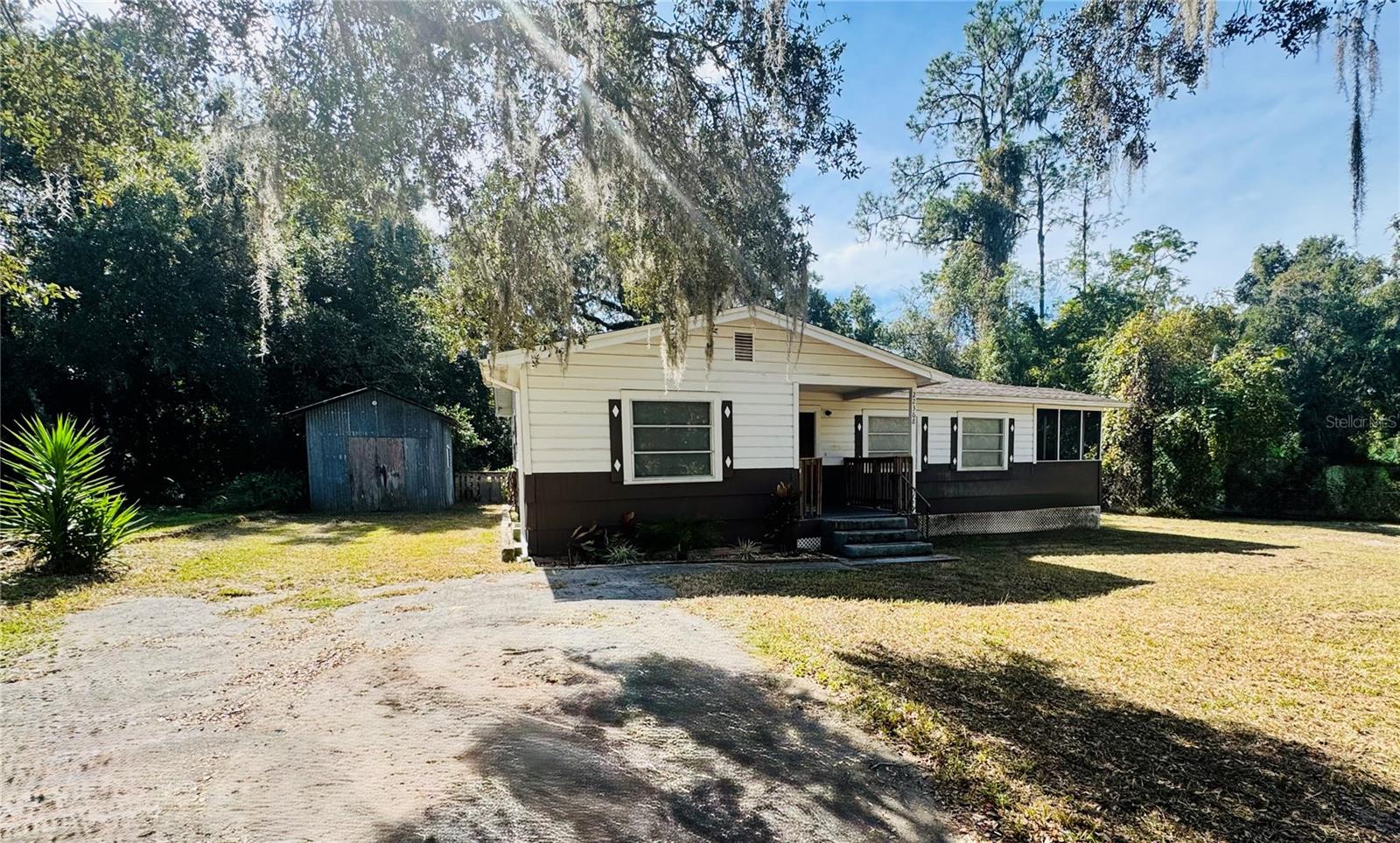 LAKE LINDSEY CITY - Residential
