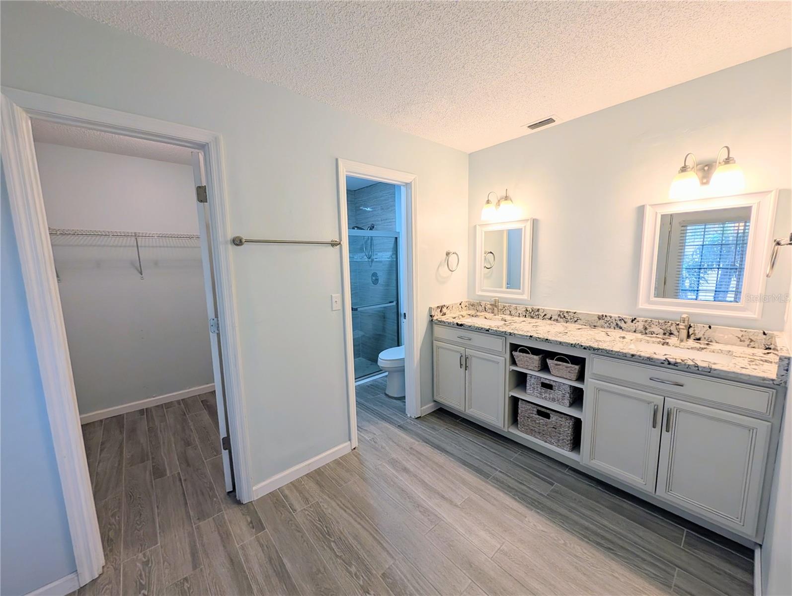 BAY LAKE ESTATES PH I - Residential Lease