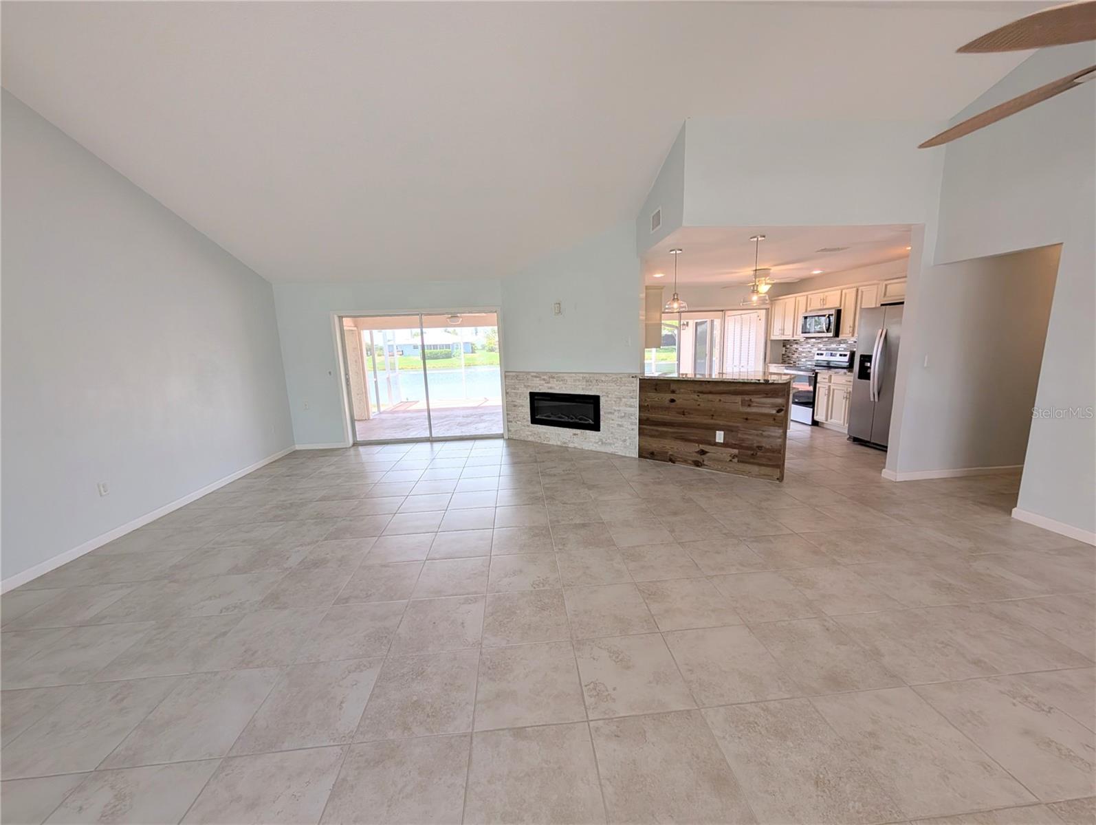 BAY LAKE ESTATES PH I - Residential Lease