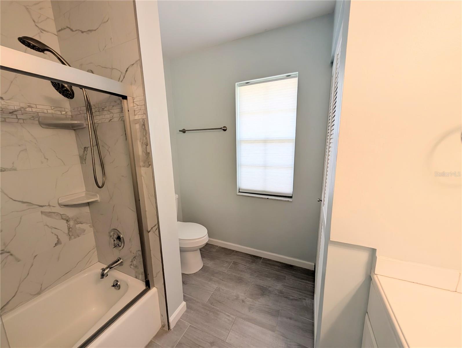 BAY LAKE ESTATES PH I - Residential Lease