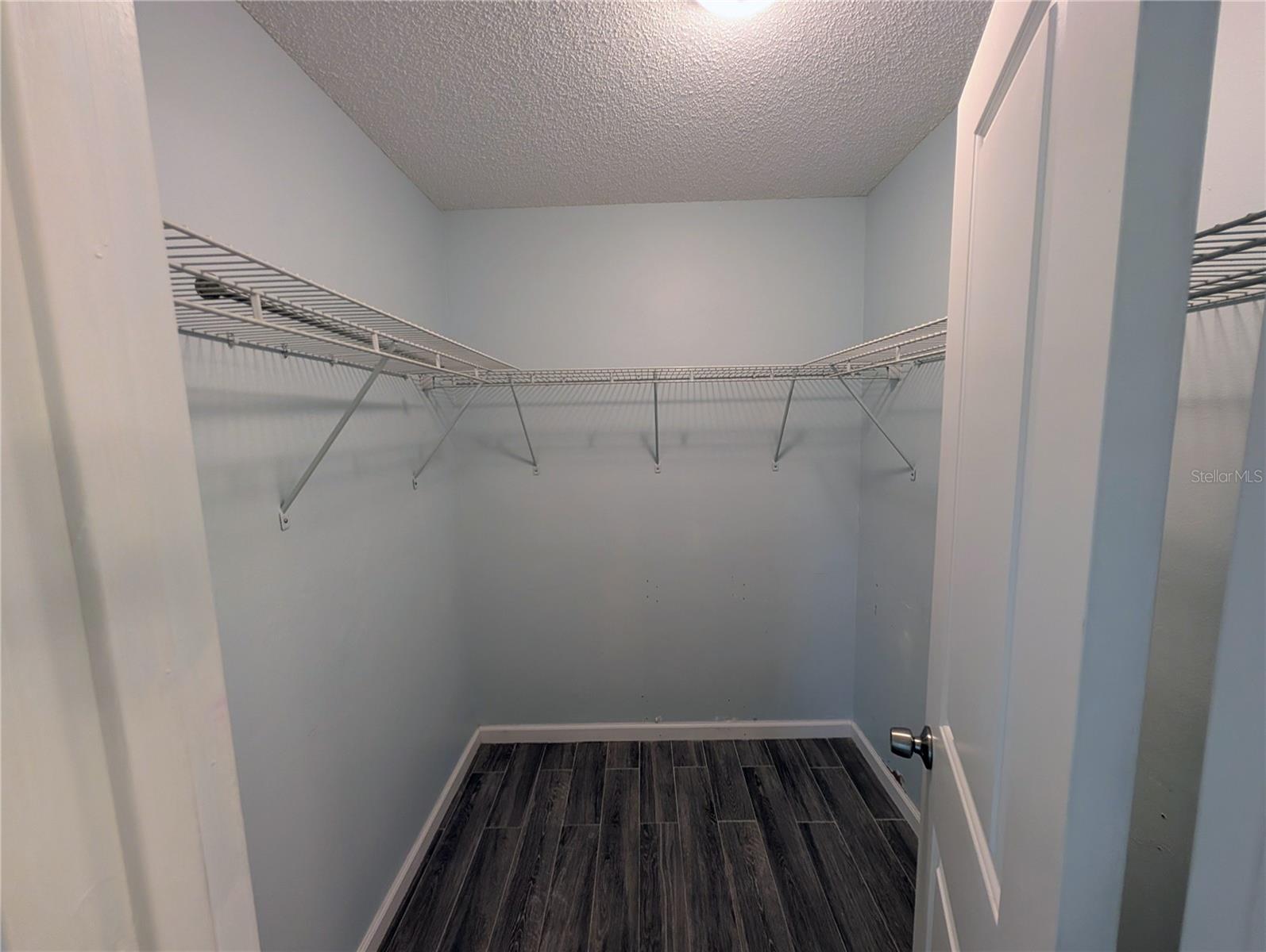 BAY LAKE ESTATES PH I - Residential Lease