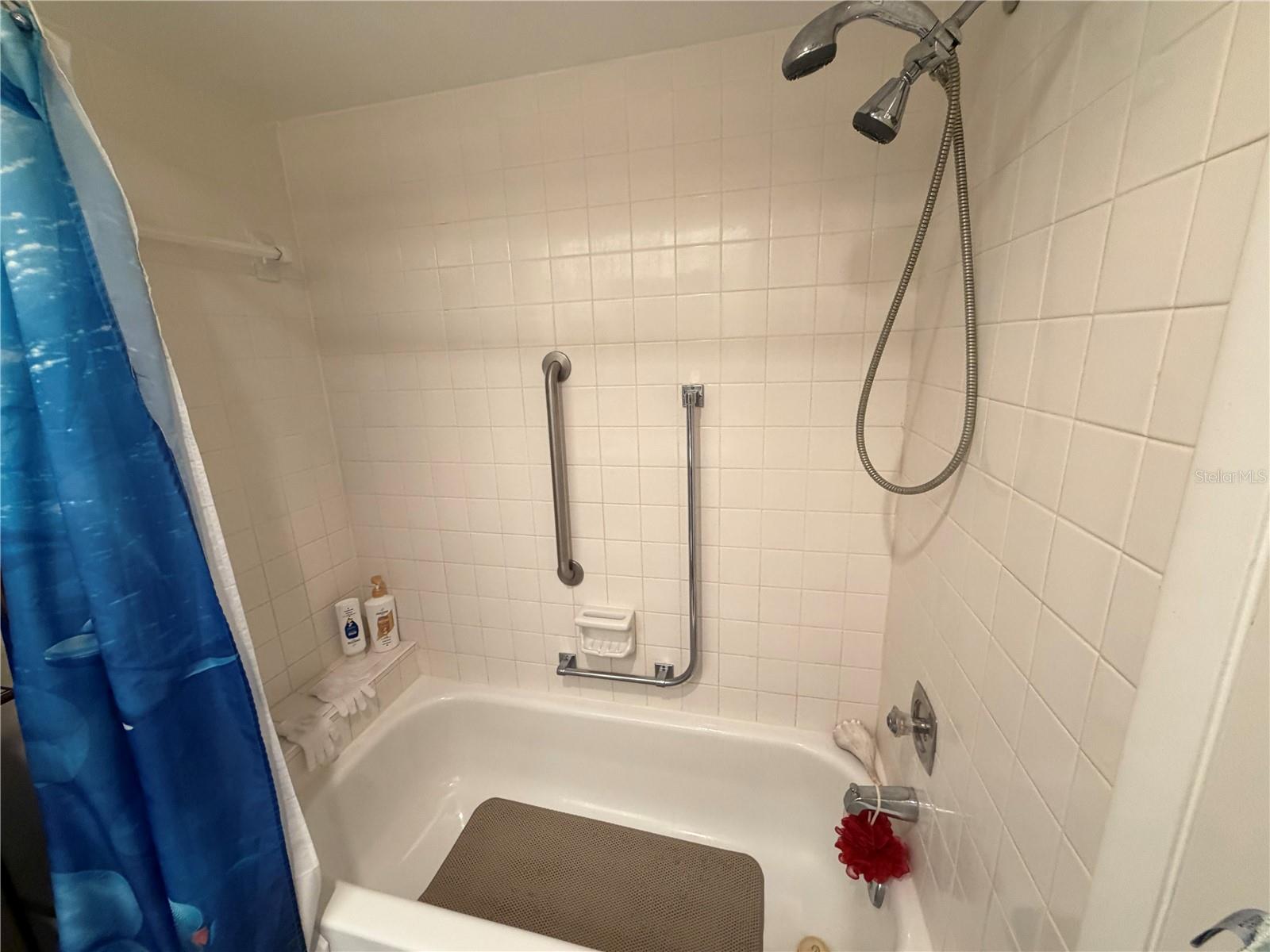 TAHITIAN GARDENS CONDO - Residential