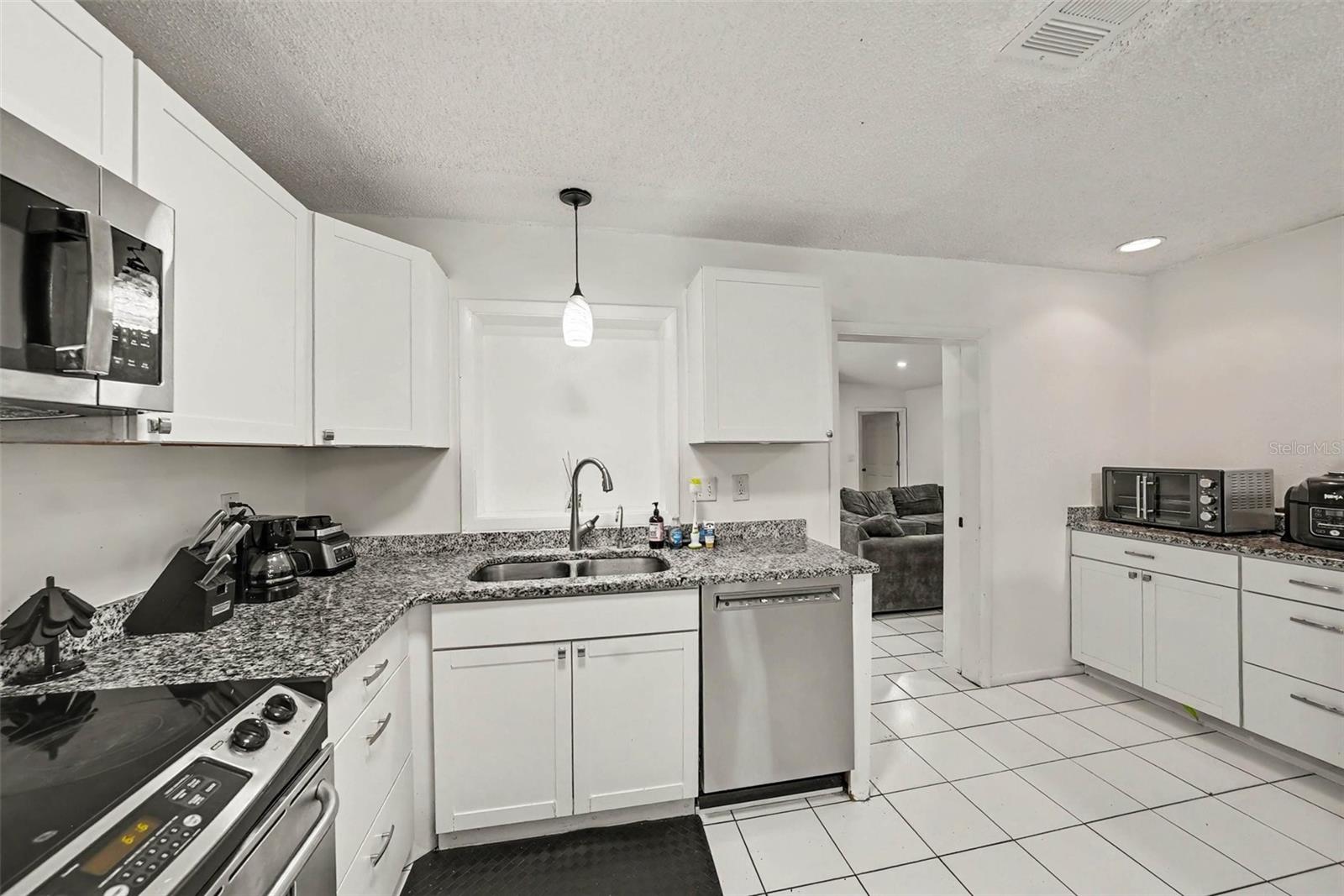 SUNSET ESTATES #2 PB 16 PG 3-4 LOT 59 - Residential