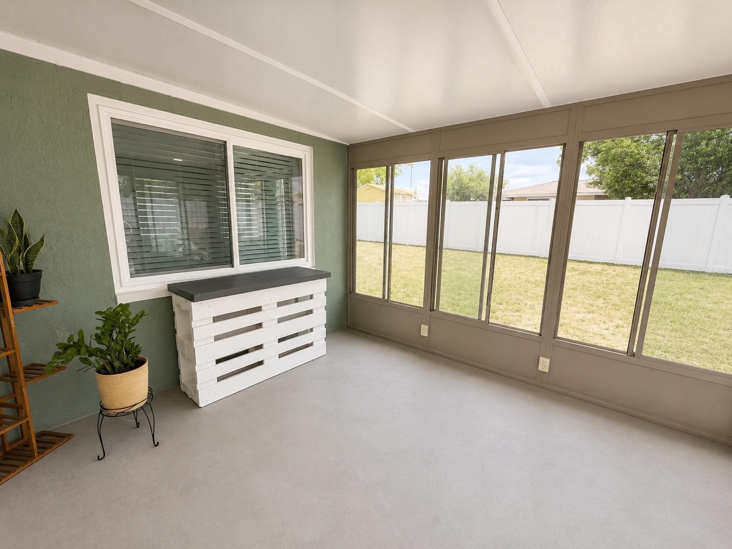 JASMINE LAKES - Residential