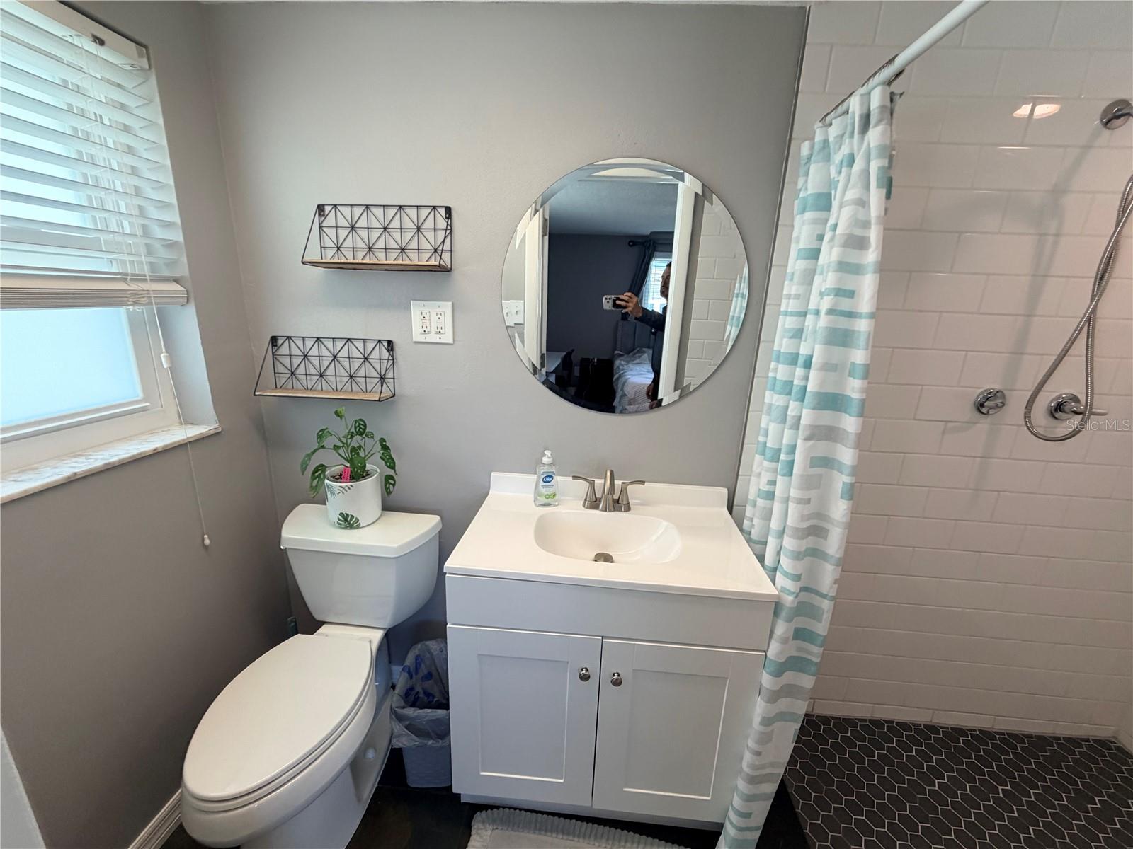 JASMINE LAKES - Residential