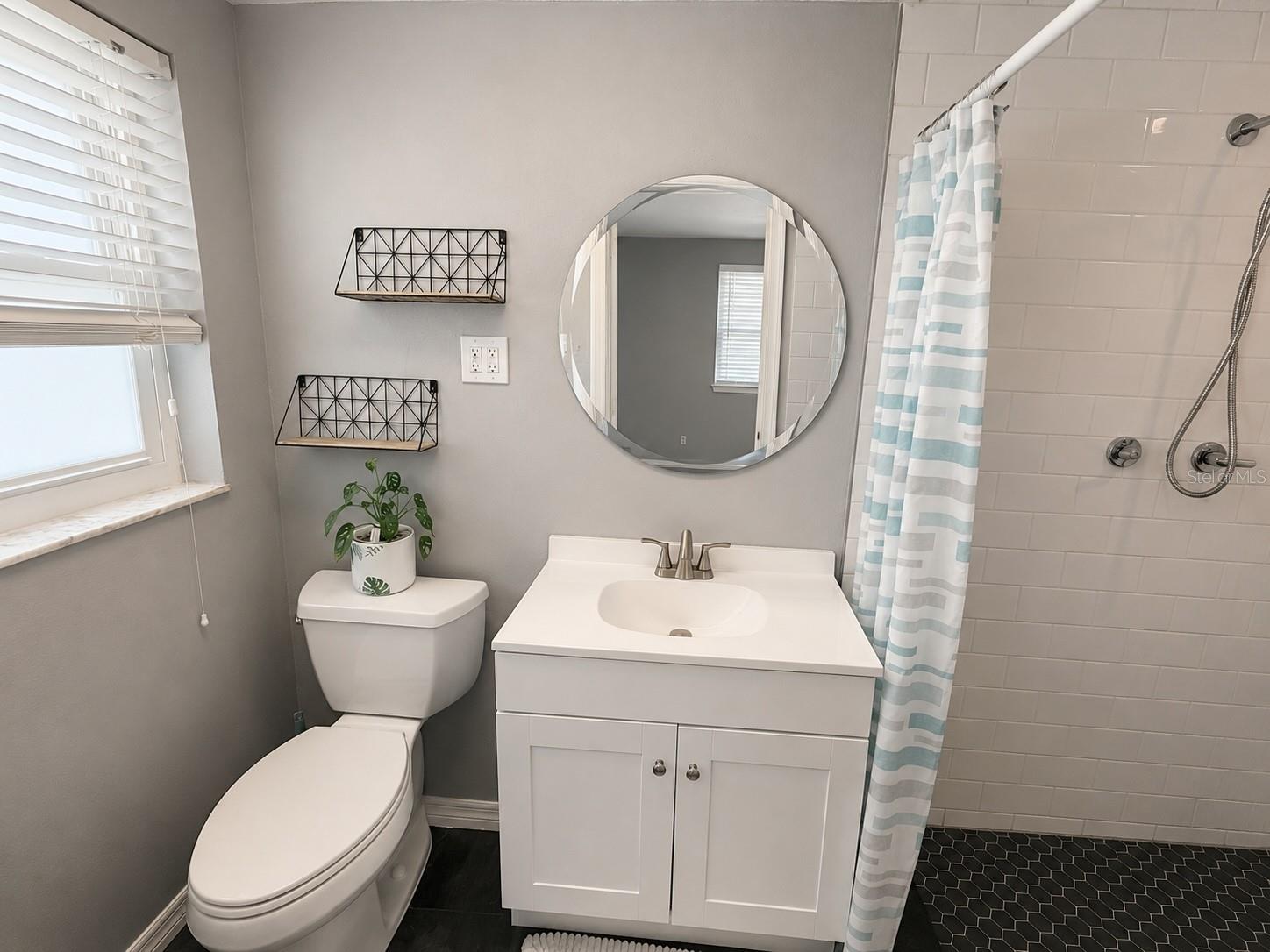 JASMINE LAKES - Residential