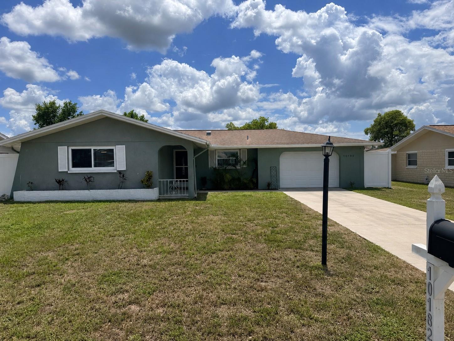 JASMINE LAKES - Residential