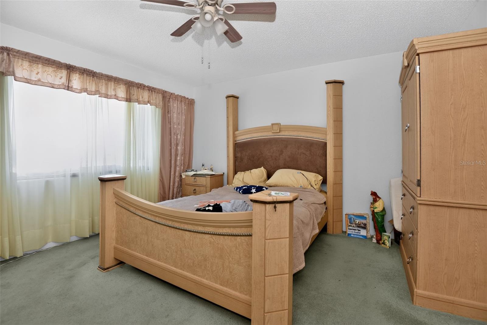 RIVERSIDE CONDO - Residential