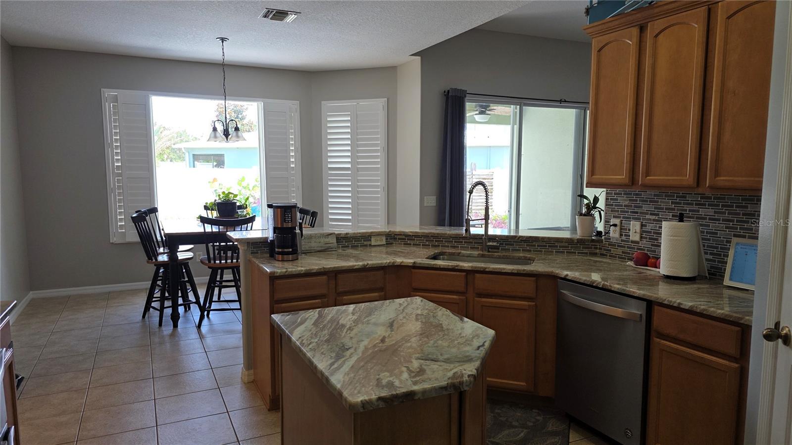 APIARY POINTE SUB - Residential