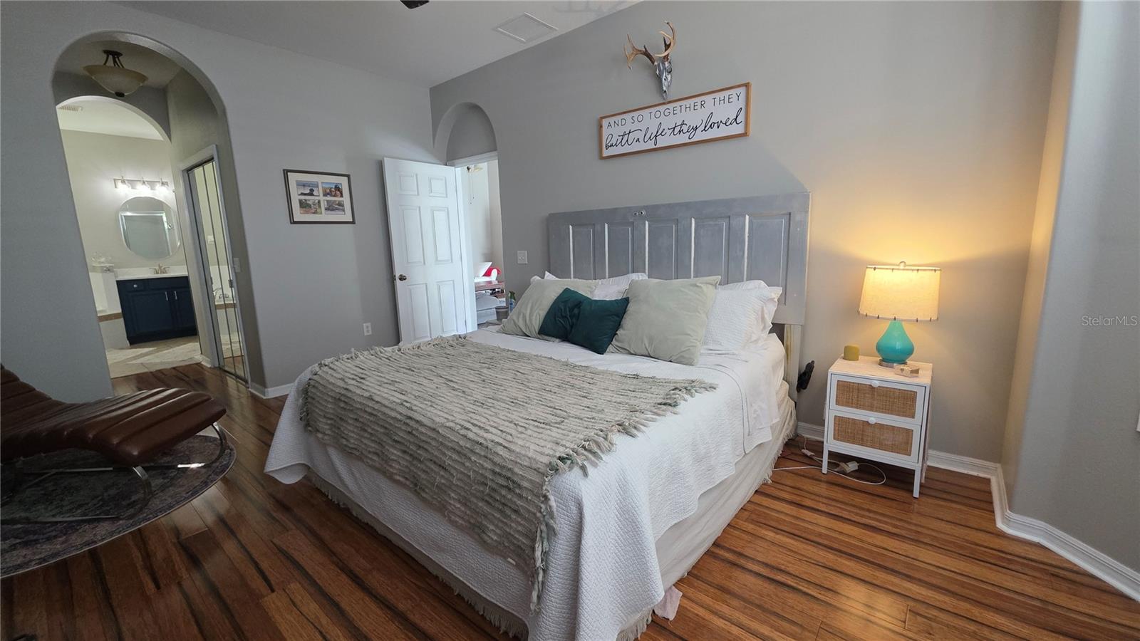 APIARY POINTE SUB - Residential