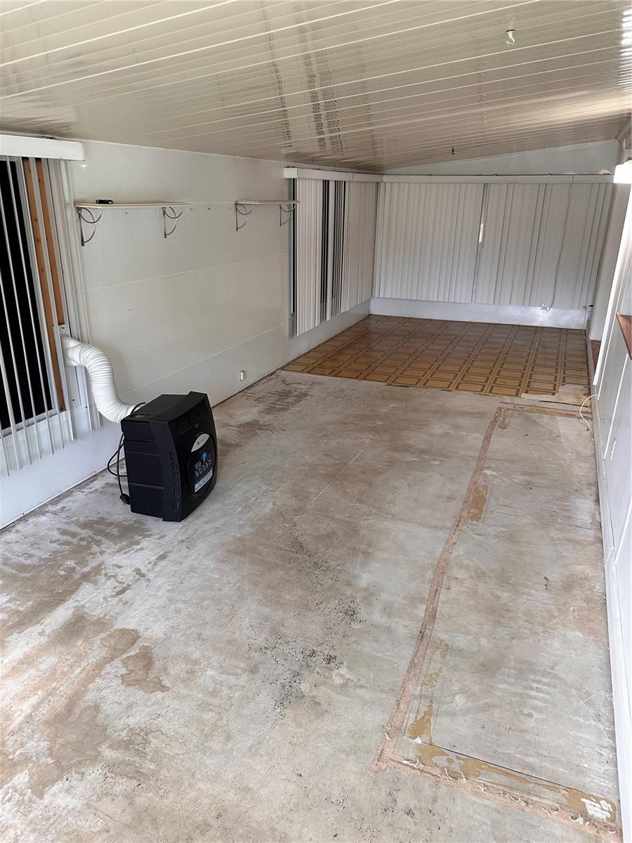 RIDGEWAY MOBILE HOME SUB - Residential