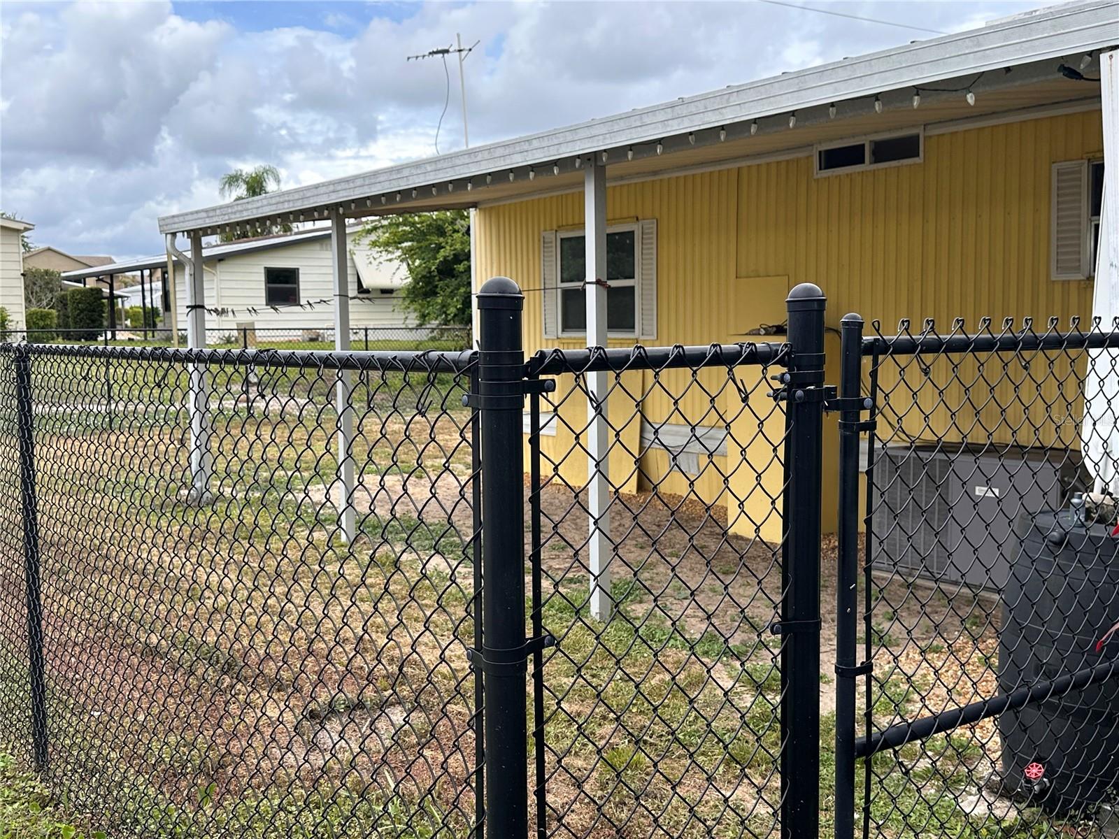 RIDGEWAY MOBILE HOME SUB - Residential