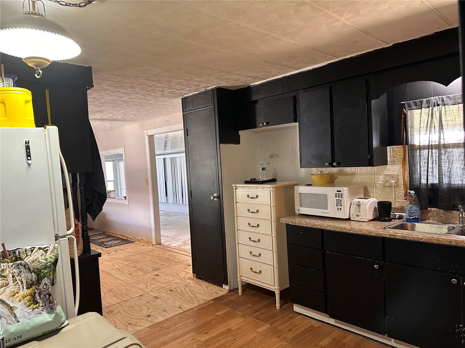 RIDGEWAY MOBILE HOME SUB - Residential