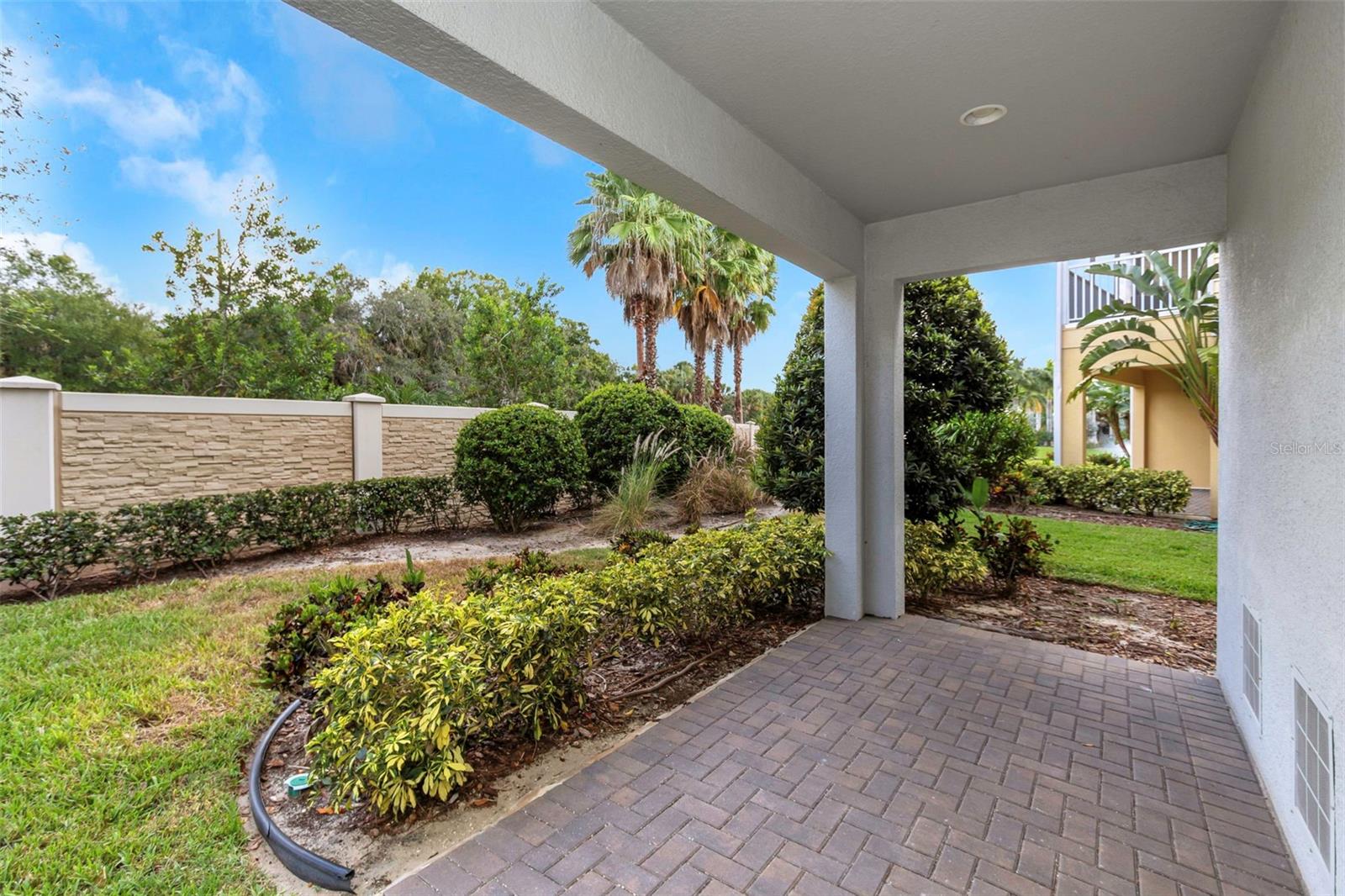 COVE/ROCKY POINT - Residential Lease
