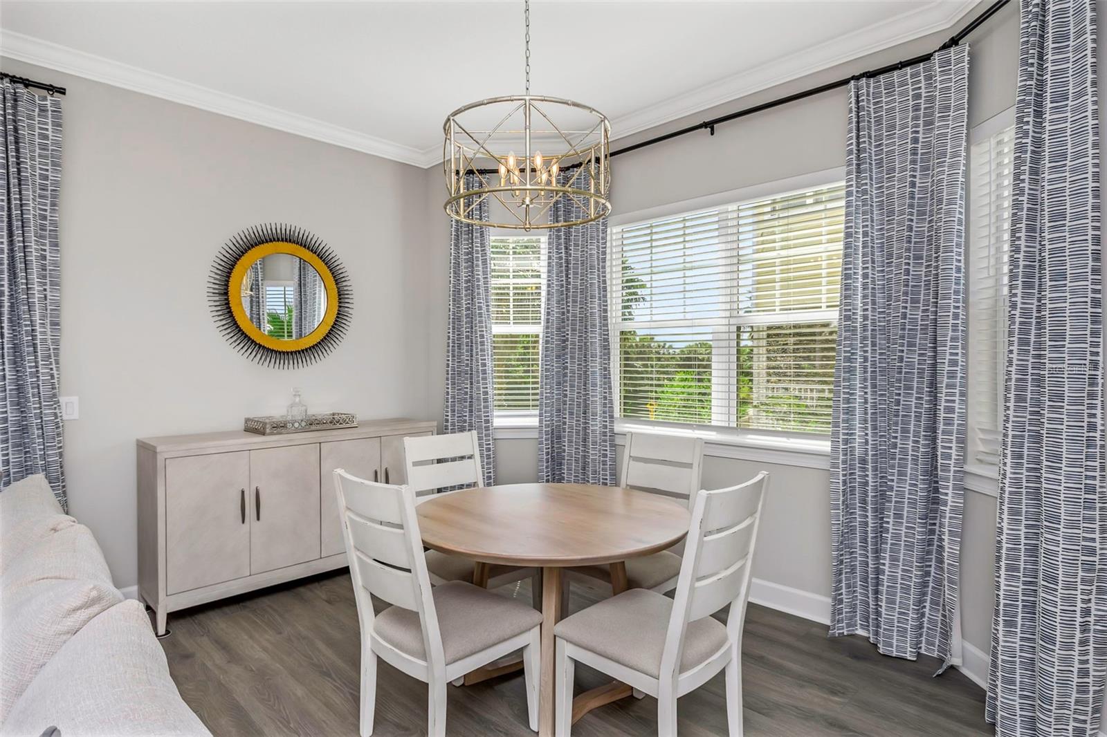 COVE/ROCKY POINT - Residential Lease