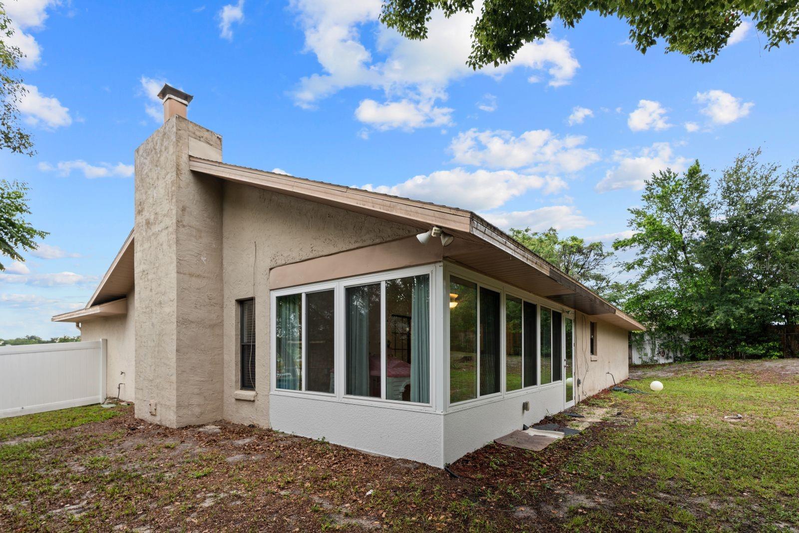 DELTONA LAKES UNIT 03 - Residential