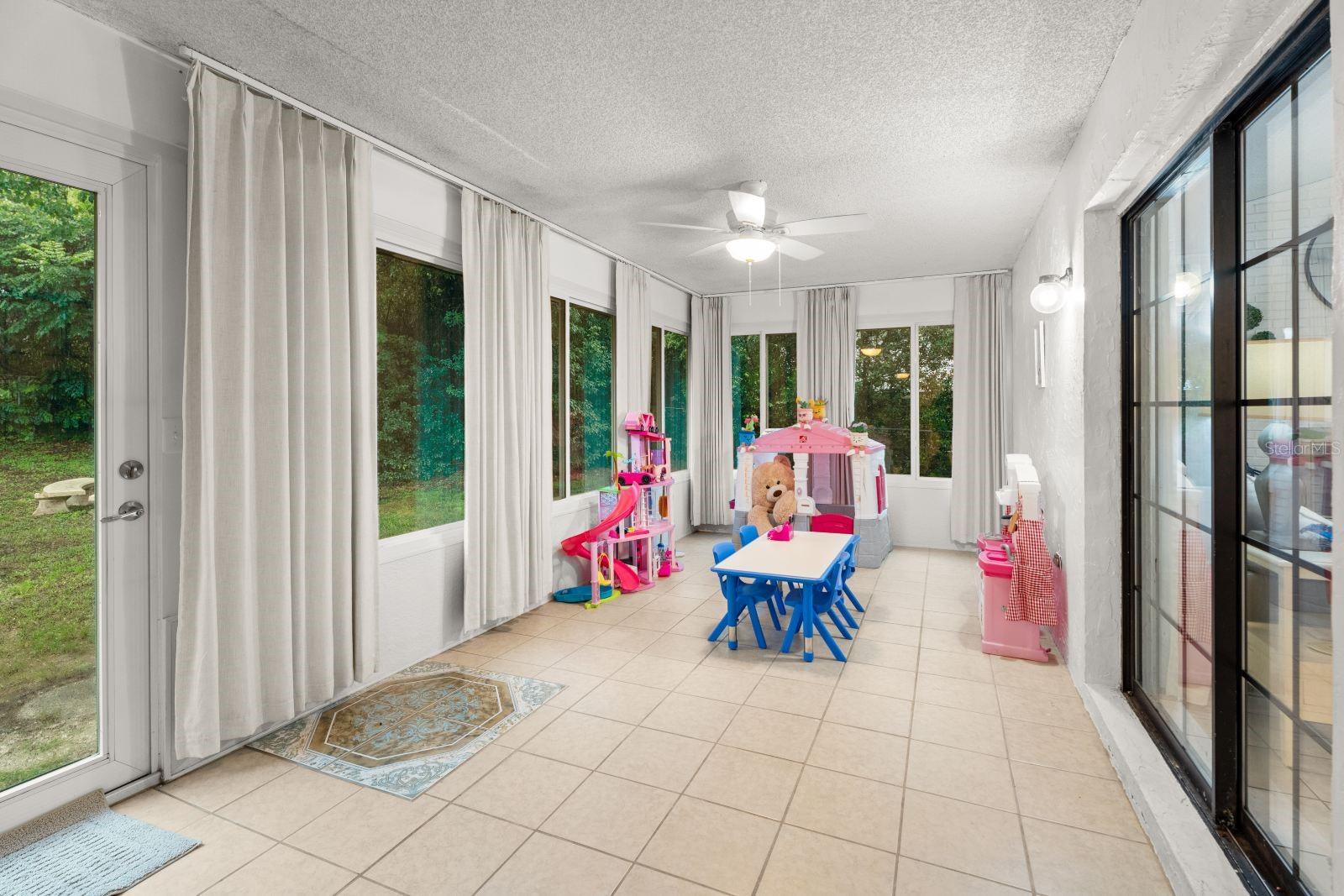 DELTONA LAKES UNIT 03 - Residential
