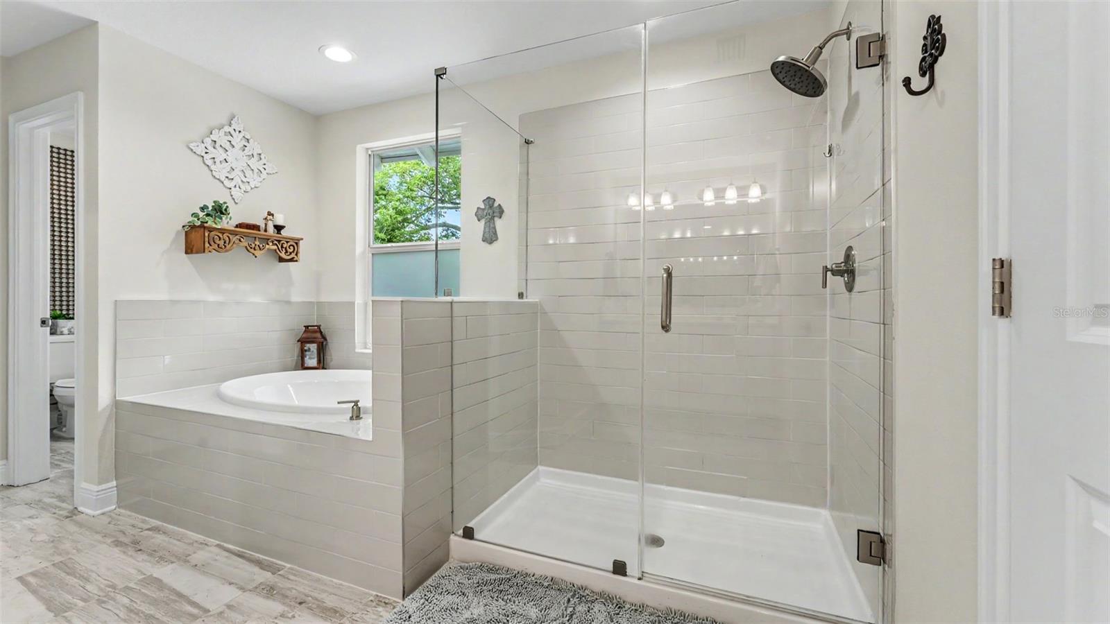 BEACON HILL - Residential