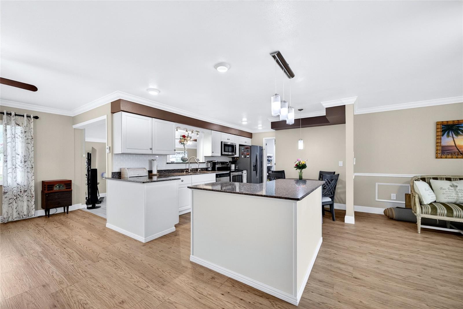 DEL WEBBS SUN CITY FLORIDA UN - Residential