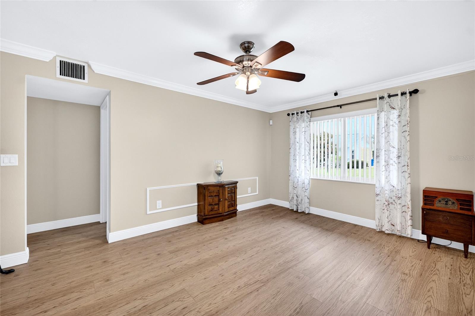 DEL WEBBS SUN CITY FLORIDA UN - Residential