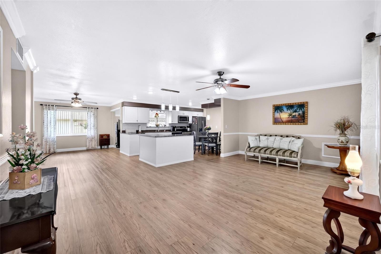 DEL WEBBS SUN CITY FLORIDA UN - Residential