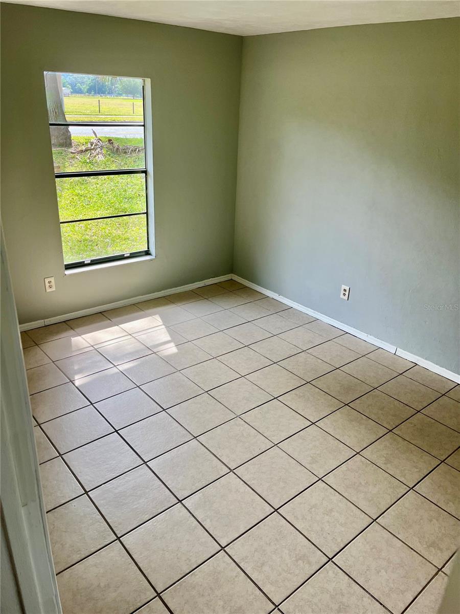 PHOENIX SUB PH II NAPIER GRT - Residential Lease