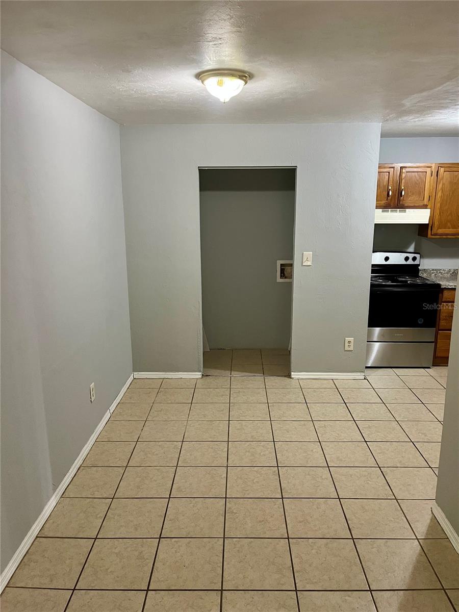 PHOENIX SUB PH II NAPIER GRT - Residential Lease
