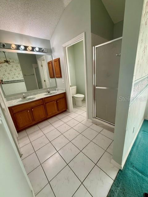 LADY LAKE ORANGE BLOSSOM GARDENS UNIT 16 - Residential