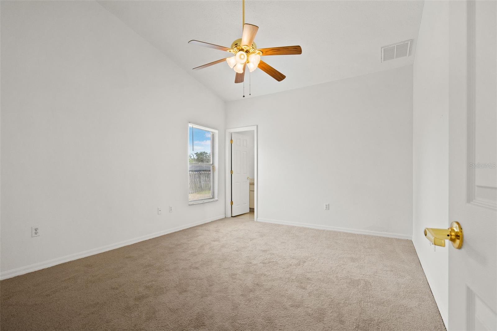 WOOD VIEW AT MEADOW OAKS - Residential