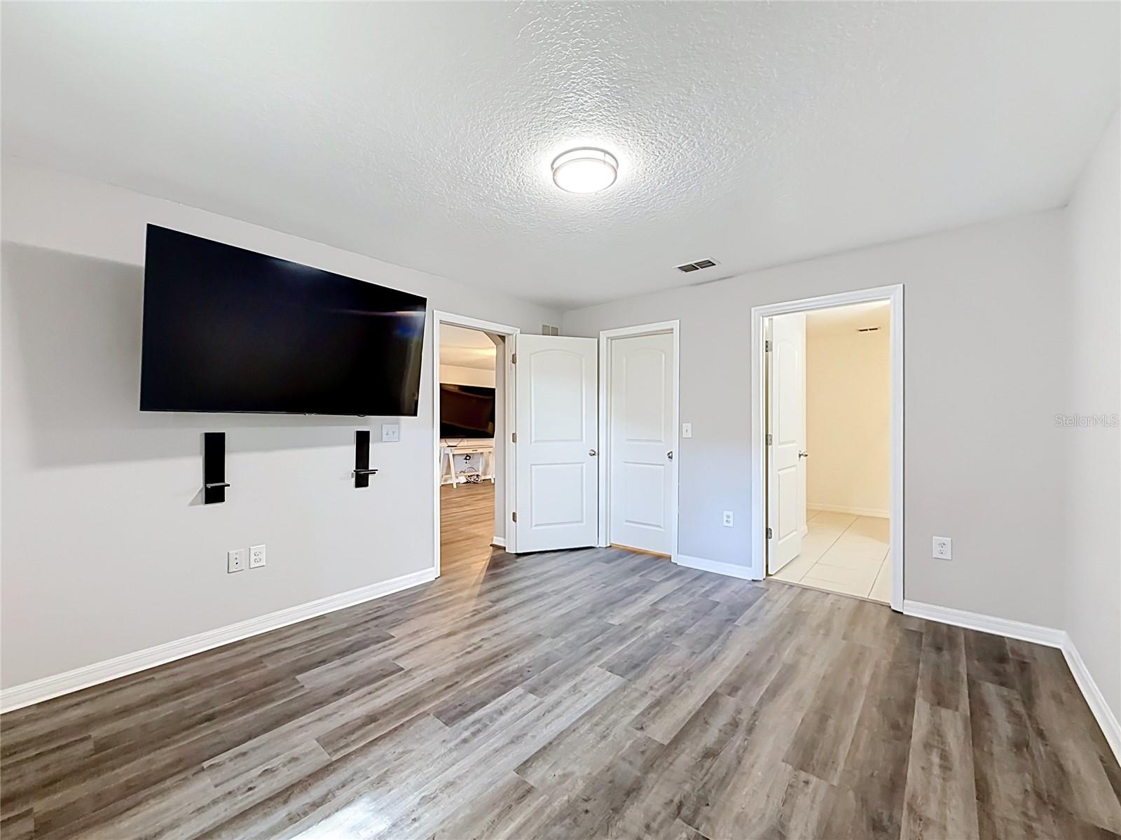 TAVARES GROVES AT BAYTREE PH 04 - Residential