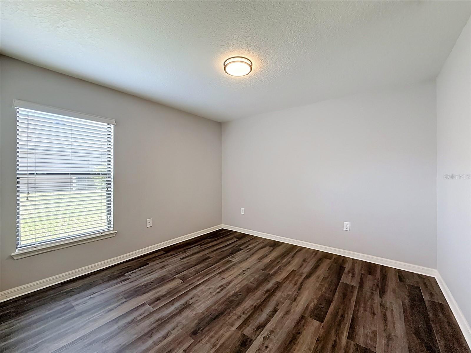 TAVARES GROVES AT BAYTREE PH 04 - Residential