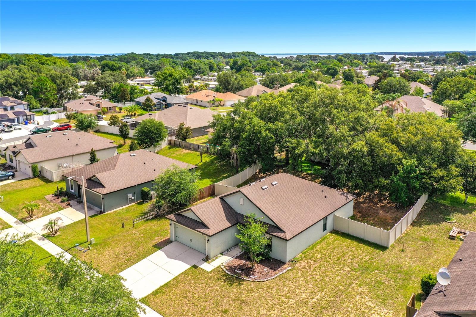 TAVARES GROVES AT BAYTREE PH 04 - Residential