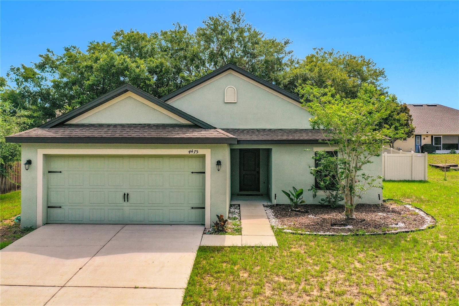 TAVARES GROVES AT BAYTREE PH 04 - Residential