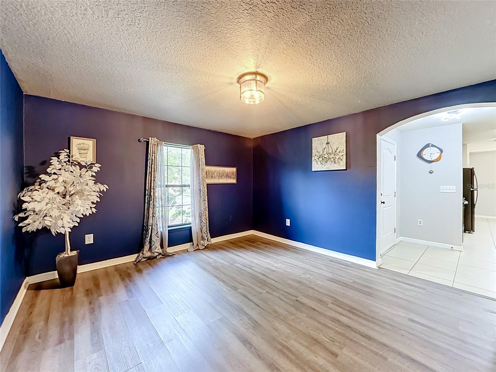 TAVARES GROVES AT BAYTREE PH 04 - Residential