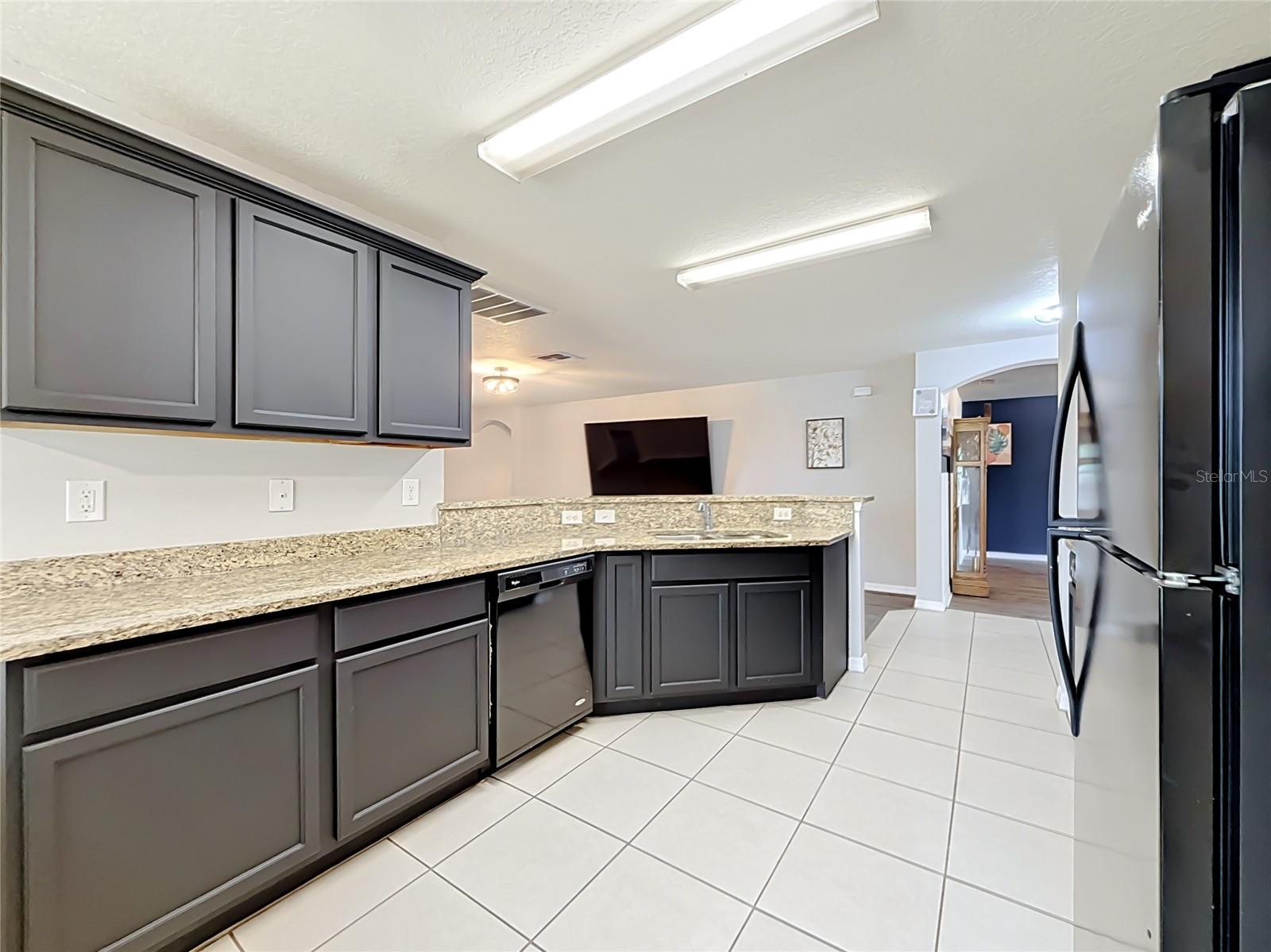 TAVARES GROVES AT BAYTREE PH 04 - Residential