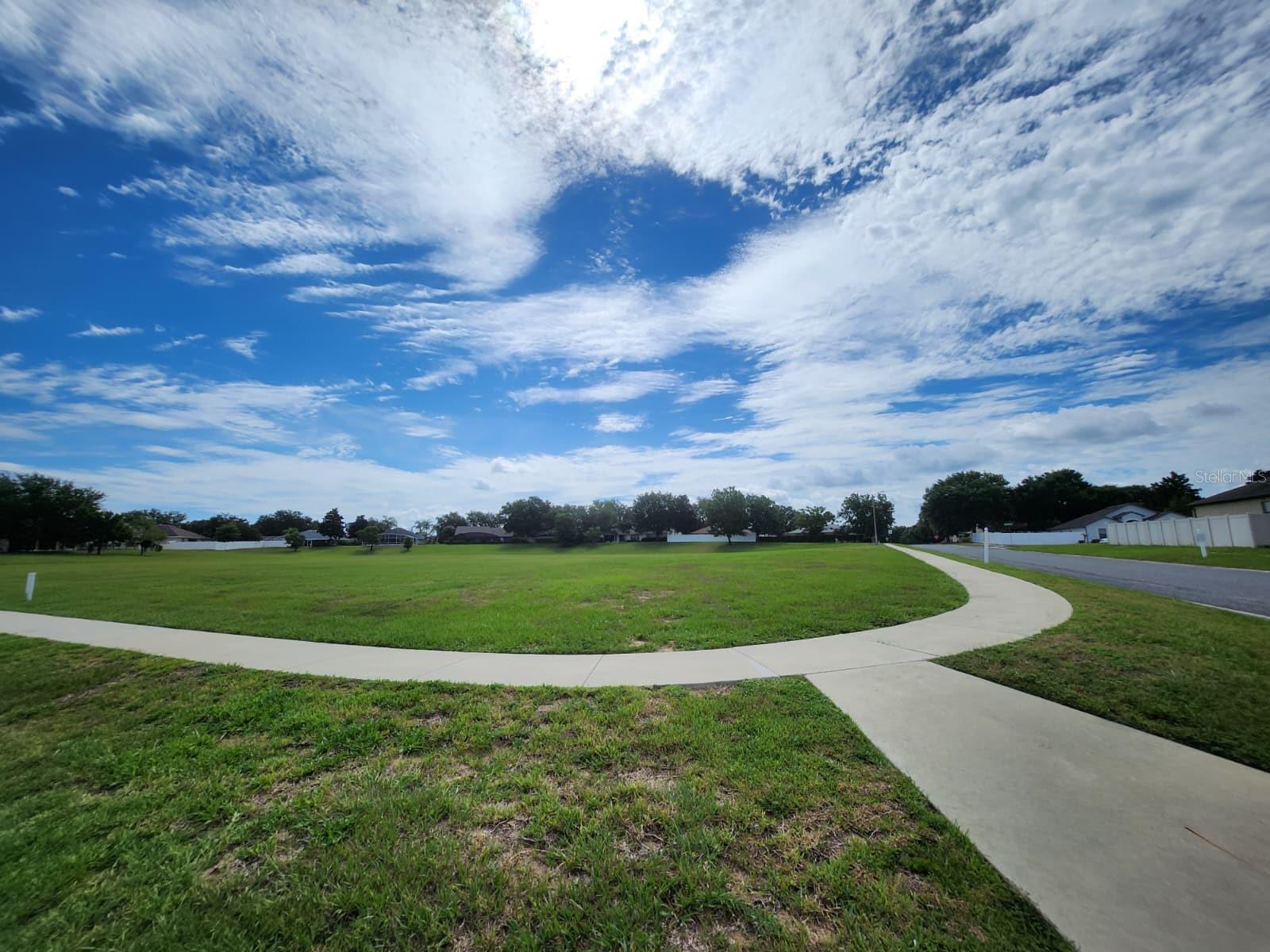 TAVARES GROVES AT BAYTREE PH 04 - Residential