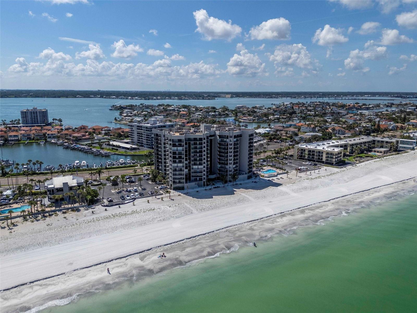 DANS ISLAND ON SAND KEY CONDO - Residential