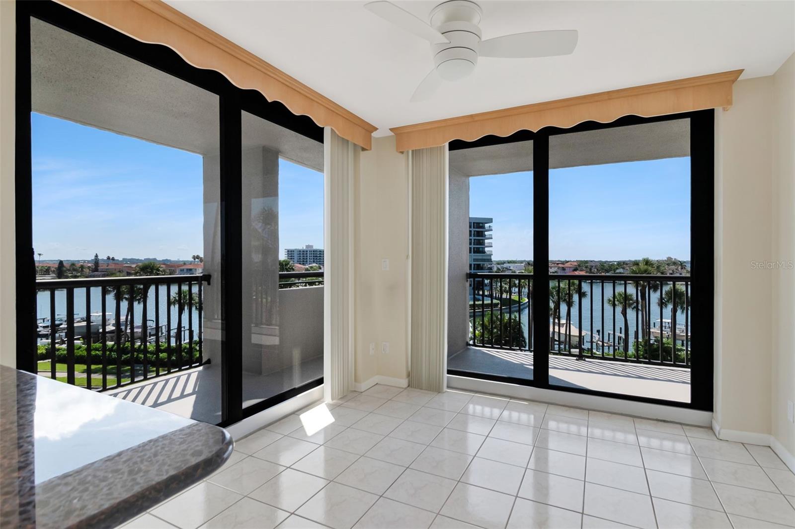 DANS ISLAND ON SAND KEY CONDO - Residential