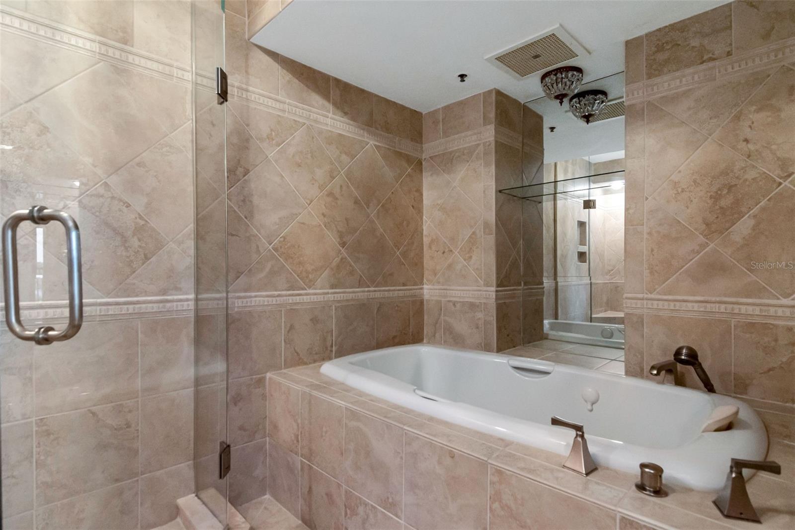 DANS ISLAND ON SAND KEY CONDO - Residential